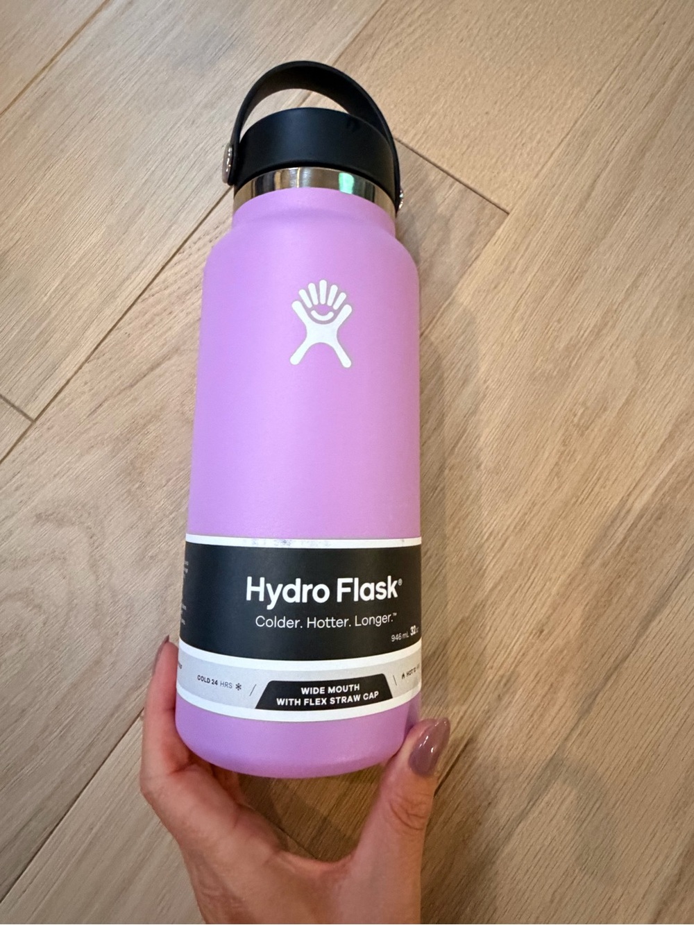 NWT 32 oz Hydro Flask Wide Mouth bottle